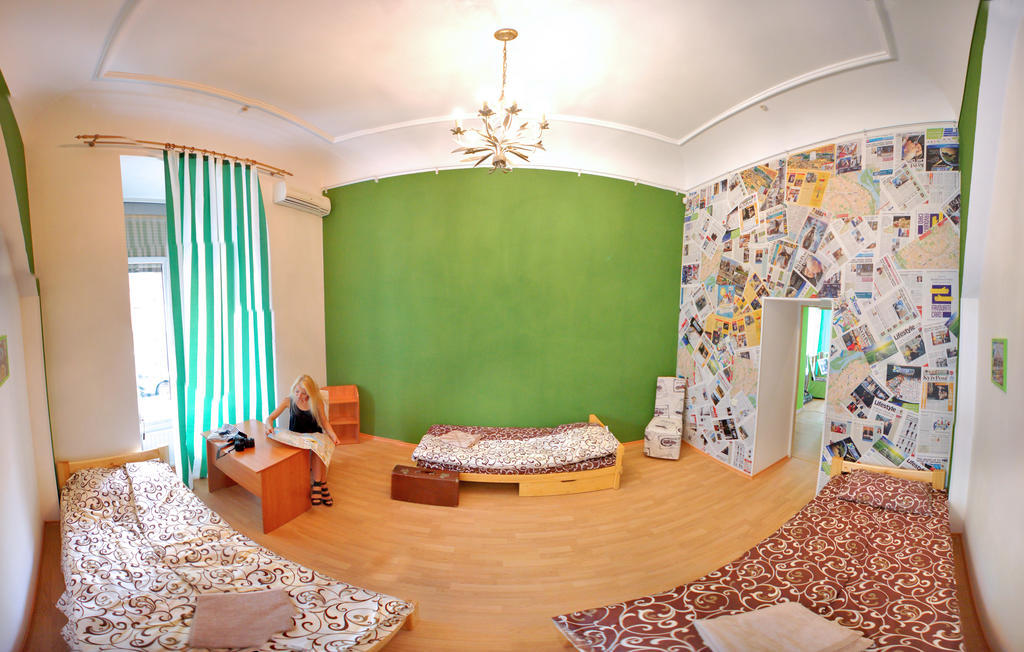 Chemodan Hostel Odesa Habitación foto