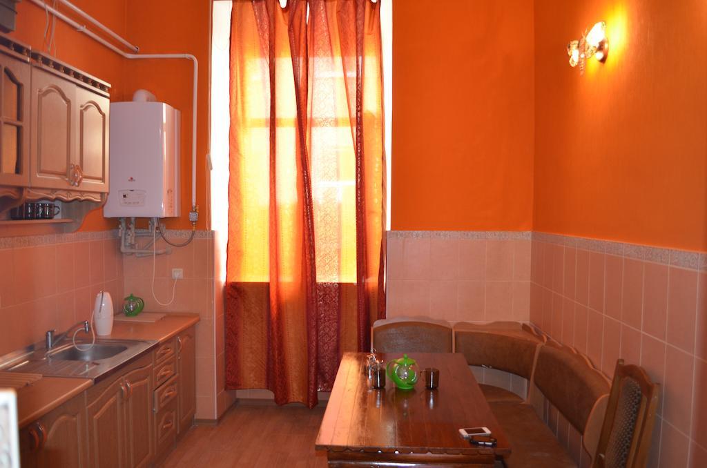 Chemodan Hostel Odesa Exterior foto