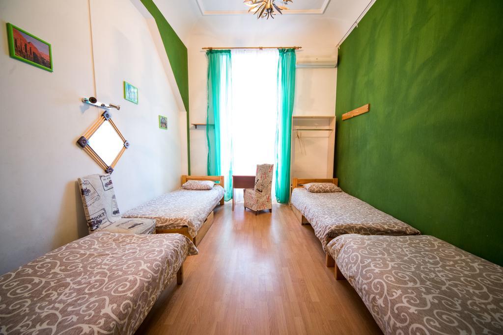 Chemodan Hostel Odesa Exterior foto